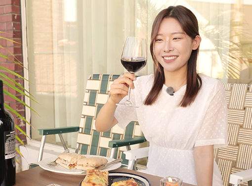 홈빵캉스 중인 썸네일 이미지