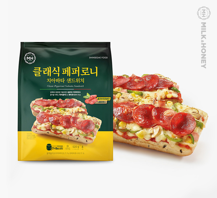 클래식 페퍼로니 치아바타 샌드위치 이미지